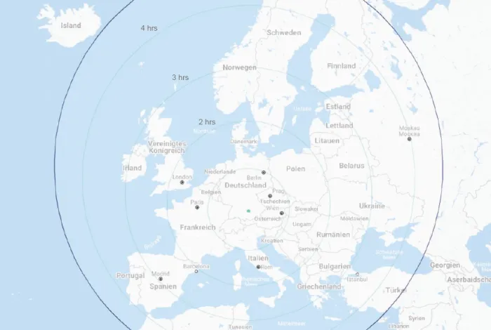 Europakarte mit Reichweitenringen der Pilatus PC-12 NGX für 2, 3 und 4 Flugstunden